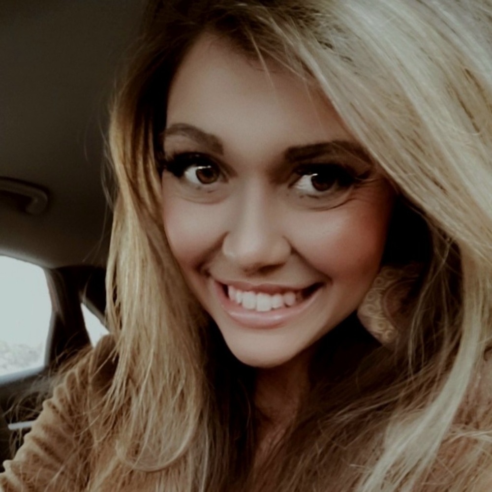 Meet your Posher, Haley